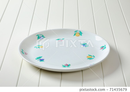 Fruit print plate 71435679
