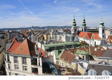 The roof of buildings in Wien The roof of buildings in Wien 71435777