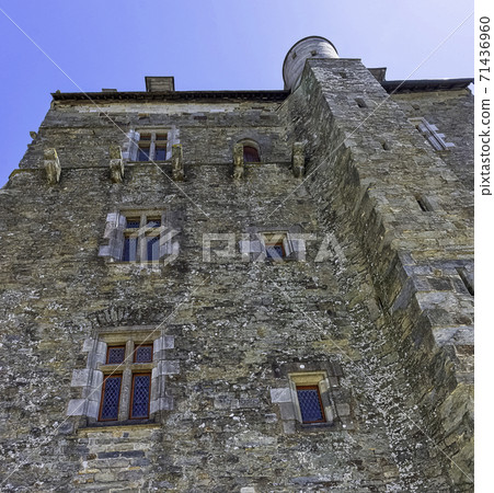 Medieval castle in the town of Vitre, France 71436960