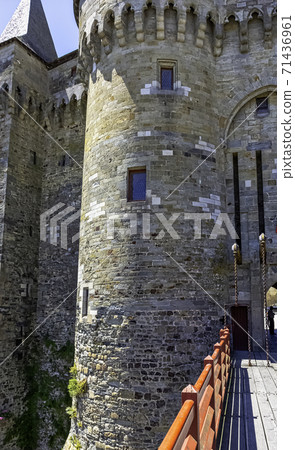Medieval castle in the town of Vitre, France Medieval castle in the town of Vitre, France 71436961