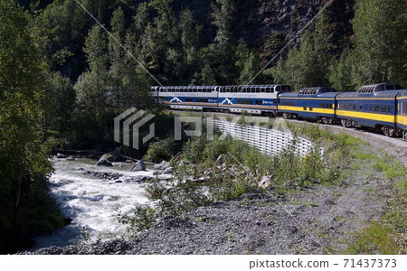 阿拉斯加鐵路之旅 71437373