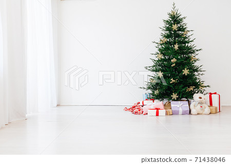 Christmas tree with decorations and gifts New Year holiday Christmas tree with decorations and gifts New Year holiday 71438046