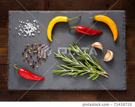 Herbs and spices top view 71438728