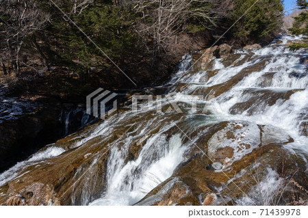Ryuzu Falls, Nikko City, Tochigi Prefecture (December) Upstream 71439978