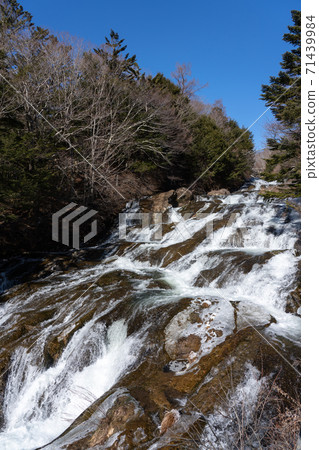 Ryuzu Falls, Nikko City, Tochigi Prefecture (December) Upstream 71439984