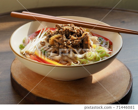 Asian Food Beef Rice Noodles Asian Food Beef Rice Noodles 71446081