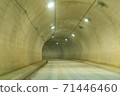 Unmanned tunnel 71446460