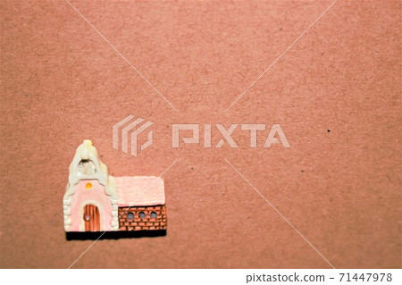 Church-shaped thumbtack on a plain background Church-shaped thumbtack on a plain background 71447978