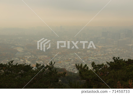 Hanyang, Doseong, Sunseong-gil, Seonggwak-gil, Train Rock, Autumn 71450733