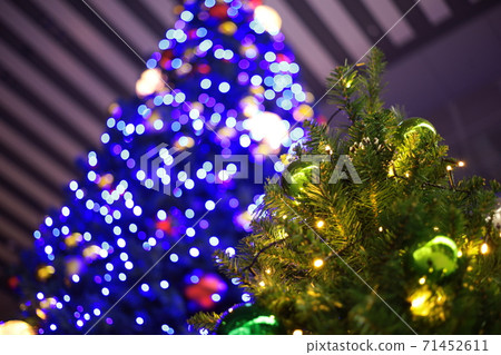 Christmas tree and illumination 71452611