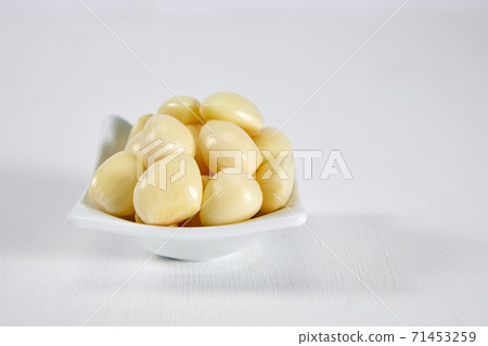 Garlic, peeled garlic, 71453259