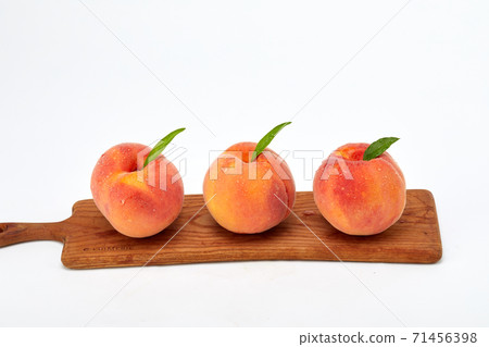 Peaches, fruits, 71456398