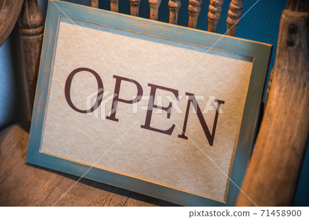 Open signboard 71458900