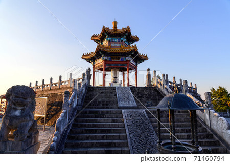 有明之裡那須那水孔子公園2020美麗的夕陽風光美麗的天空和孔子公園日本熊本縣菊池市 有明之裡那須那水孔子公園2020美麗的夕陽風光美麗的天空和孔子公園日本熊本縣菊池市 71460794