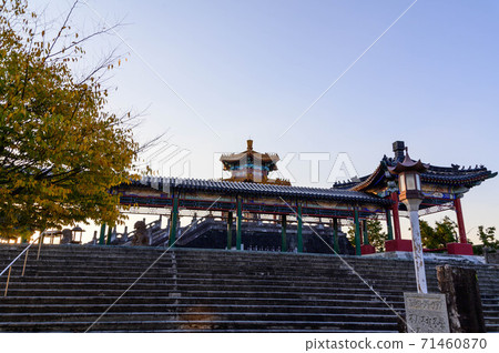 有明之裡那須那水孔子公園2020美麗的夕陽風光美麗的天空和孔子公園日本熊本縣菊池市 有明之裡那須那水孔子公園2020美麗的夕陽風光美麗的天空和孔子公園日本熊本縣菊池市 71460870