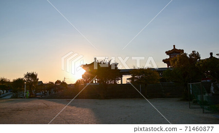 有明之裡那須那水孔子公園2020美麗的夕陽風光美麗的天空和孔子公園日本熊本縣菊池市 有明之裡那須那水孔子公園2020美麗的夕陽風光美麗的天空和孔子公園日本熊本縣菊池市 71460877