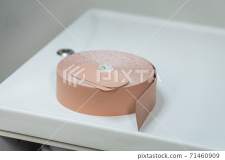 kinesiology physio tape 71460909