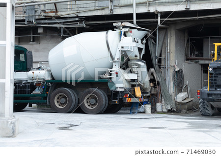 Image of a certain concrete factory Image of a certain concrete factory 71469030