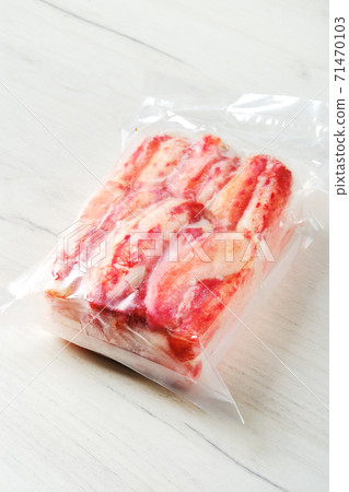 vacuum packed crab meat vacuum packed crab meat 71470103