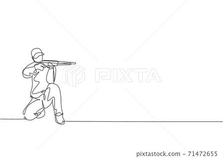 Single continuous line drawing of young athlete man shooter holding gun and training to aim target tactical shooting. Shooting sport training concept. Trendy one line draw design vector illustration 71472655