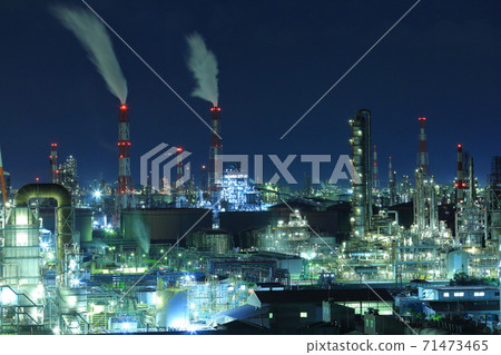 Factory night view of Mizushima industrial area Factory night view of Mizushima industrial area 71473465