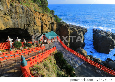 [宮崎縣]天氣晴朗的宇都神宮 71475027