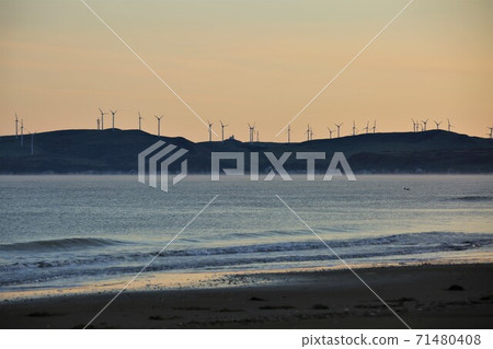 Scenery of Hokkaido "Early morning Soya Strait / Soya Hills" Scenery of Hokkaido "Early morning Soya Strait / Soya Hills" 71480408