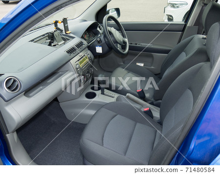 汽車前座 71480584