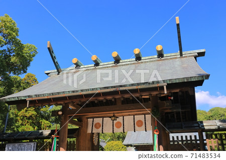 [Miyazaki Prefecture] Miyazaki Jingu Shrine under fine weather 71483534