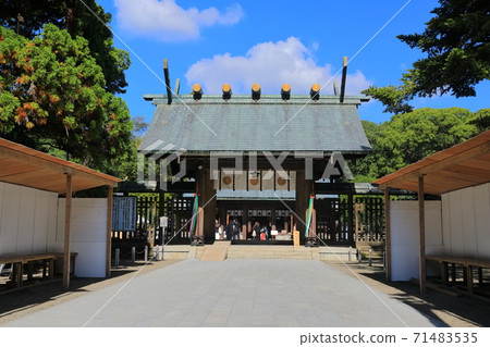 [Miyazaki Prefecture] Miyazaki Jingu Shrine under fine weather 71483535