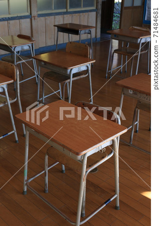 茨城縣大谷町上岡小學前教室 茨城縣大谷町上岡小學前教室 71484681