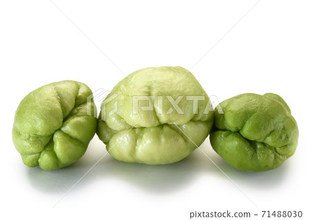 Hayatouli Hayatouli 71488030