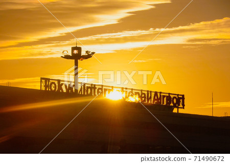 羽田機場清晨日出（1號航站樓） 71490672