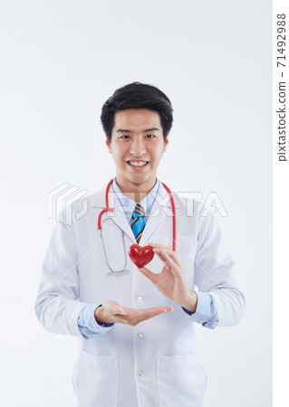 Portrait of the confident male pediatrician Portrait of the confident male pediatrician 71492988