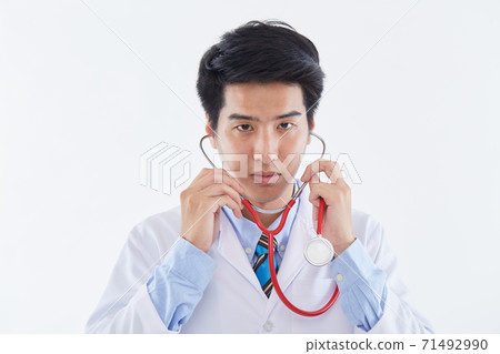 Portrait of the confident male pediatrician Portrait of the confident male pediatrician 71492990
