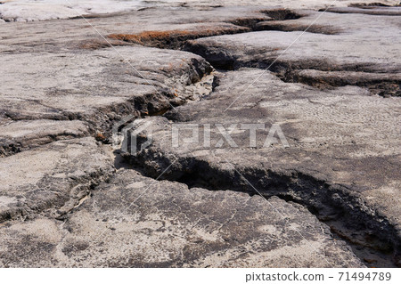 gully in a clay land devoid of soil 71494789