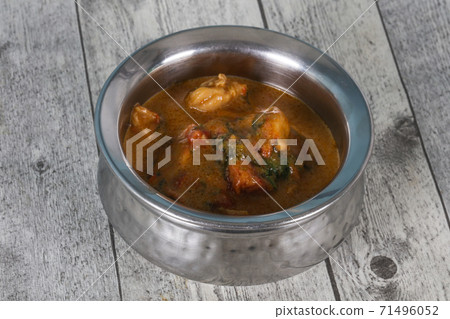 Traditional thai curry chicken soup 71496052