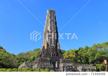 [宮崎縣]天氣晴朗時的和平塔 71498406