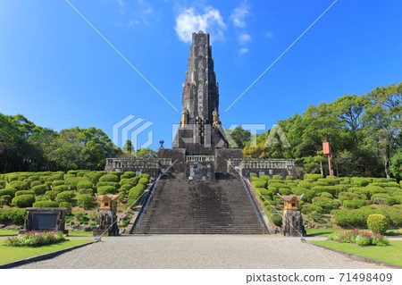 [宮崎縣]天氣晴朗時的和平塔 71498409