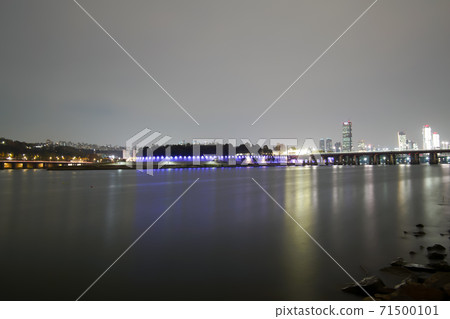 Han River, Seoul Han River, Seoul 71500101