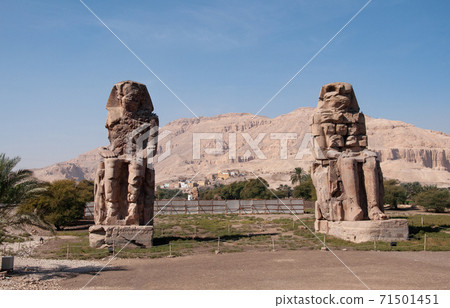 盧克索·門農巨像 盧克索·門農巨像 71501451