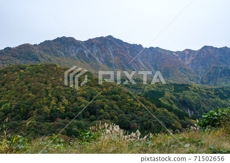 Rock wall of Mt. Rock wall of Mt. 71502656