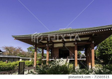 奈良縣生駒郡Ikaruga町Nakamiyaji大會堂 奈良縣生駒郡Ikaruga町Nakamiyaji大會堂 71503515