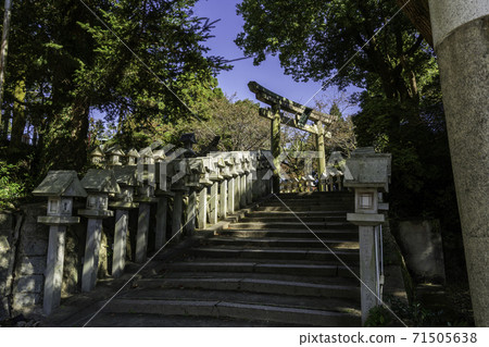 奈良縣生駒郡平郡町朝來淺草鳥居 奈良縣生駒郡平郡町朝來淺草鳥居 71505638