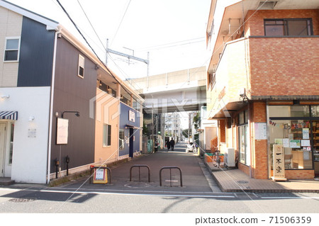 東京地鐵浦安站地區，高架住宅區 71506359