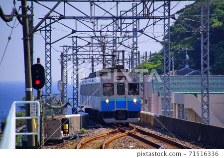 片瀨白田站伊豆急行8000系列普通列車（靜岡縣東伊豆） 71516336