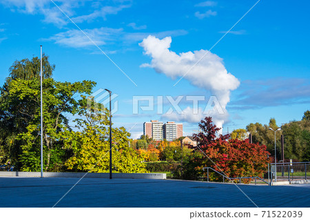 Trees and building in autumn in the city Rostock, Germany 71522039