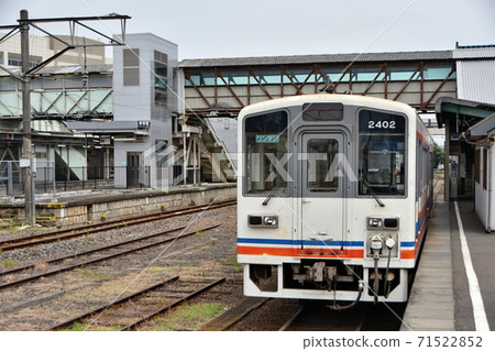 關東鐵道/常宗線下館站定期電車Kiha 2400（茨城縣築西市） 71522852