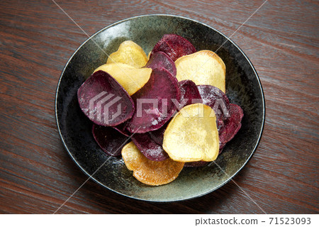 Mixed potato chips Mixed potato chips 71523093