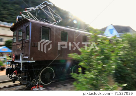 APT型機車ED42特駕烏蘇鐵路文化村 APT型機車ED42特駕烏蘇鐵路文化村 71527059